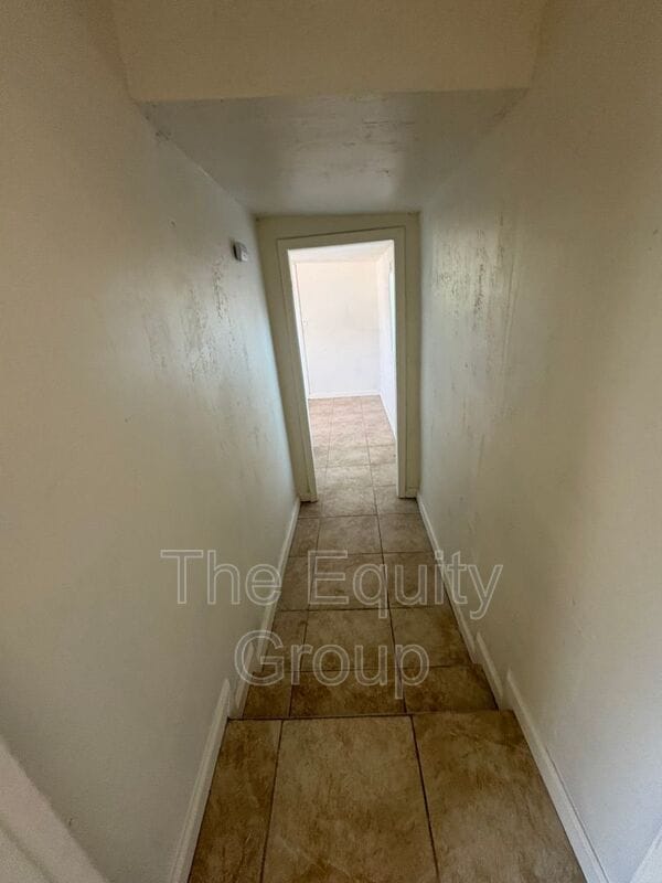 Building Photo - 38745 1/2 Campbell Dr
