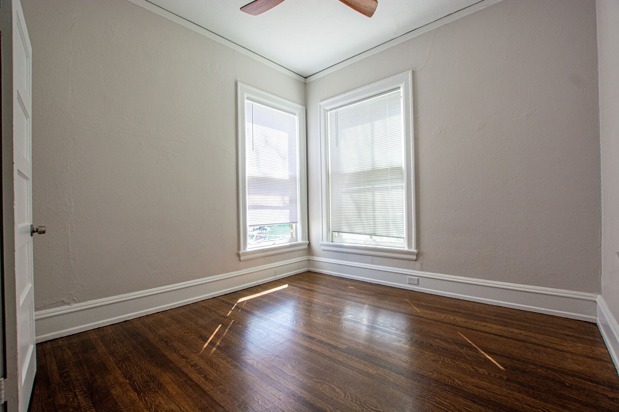 Building Photo - 117 S 39th St