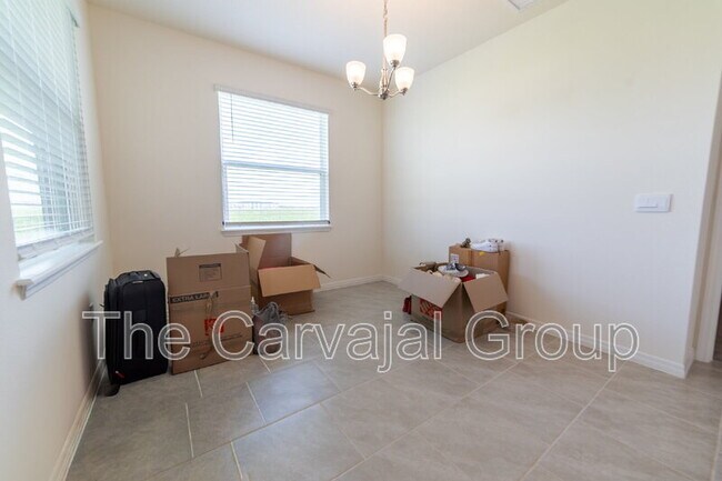 Building Photo - 1813 Walnut Crk Dr