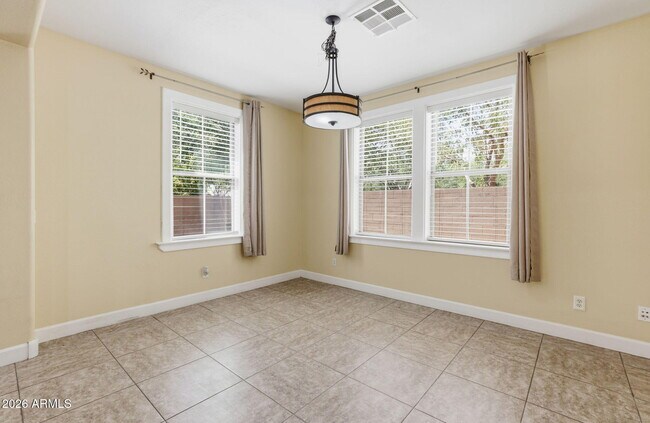 Building Photo - 15372 W Dahlia Dr