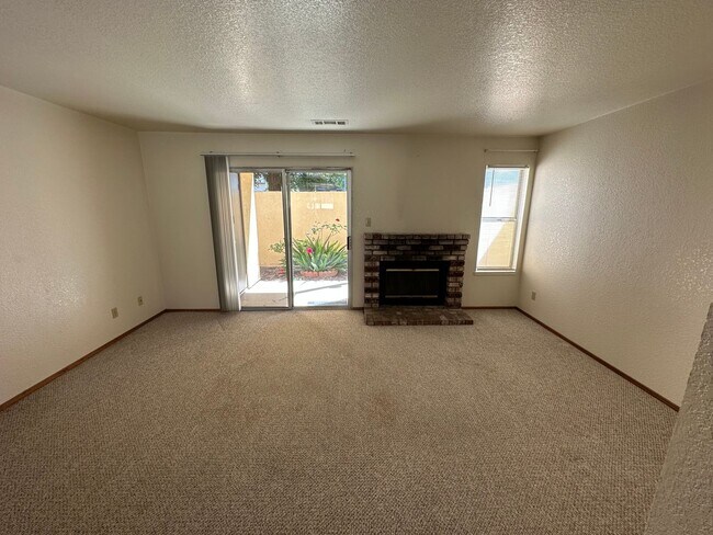 Building Photo - 3050 Andre Ln