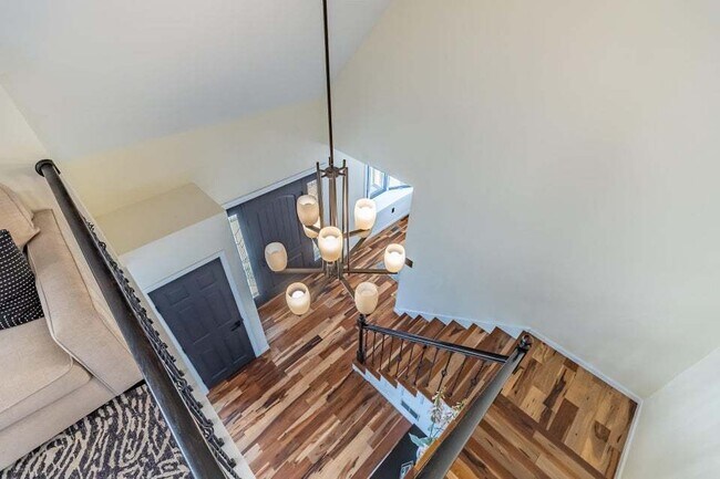 Building Photo - 9885 Belmont Ct