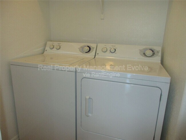 Building Photo - 6900 E Princess Dr