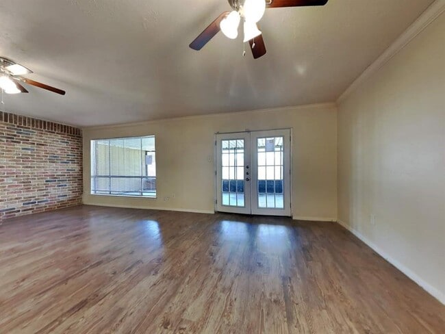 Building Photo - 8315 Little River Rd