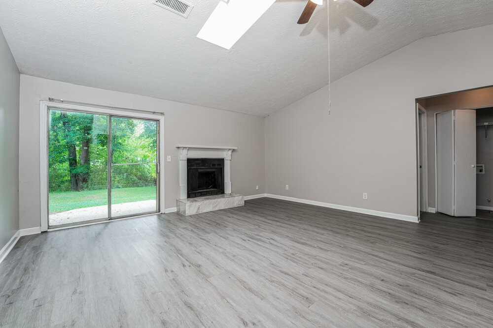 Building Photo - 5649 La Fleur Trail