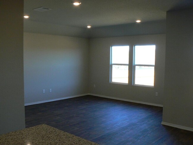 Building Photo - 15212 Upland Willow Rd