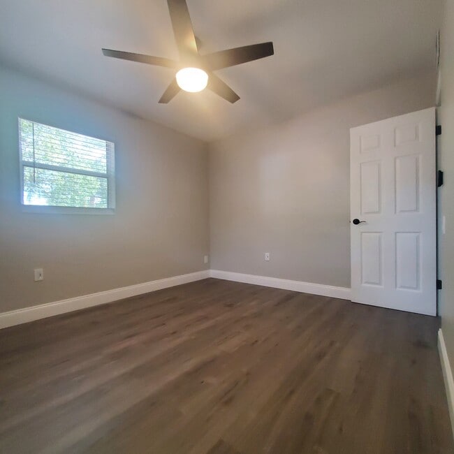 Building Photo - 6772-6113 113th St