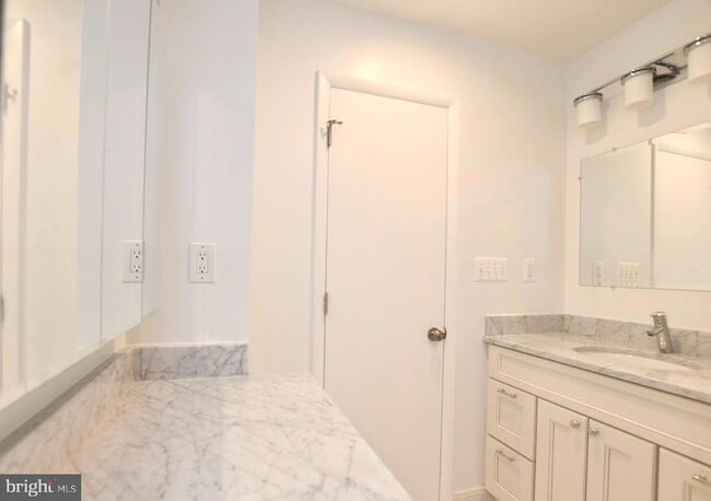 Building Photo - 7733 Trevino Ln