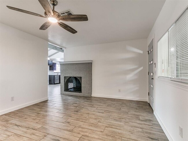 Building Photo - 2808 SW 88th St