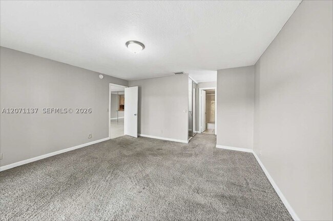 Building Photo - 381 Deer Creek Wildwood Ln E