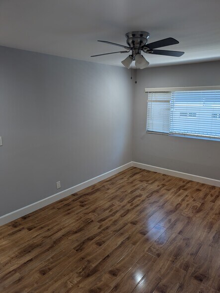 Building Photo - 7068 Lanewood Ave