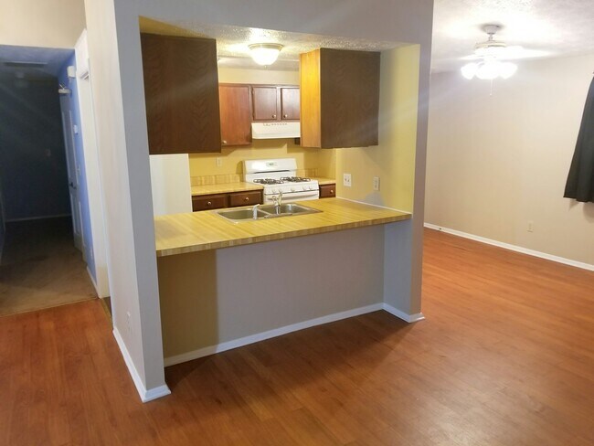 Building Photo - 4705 Midridge Dr