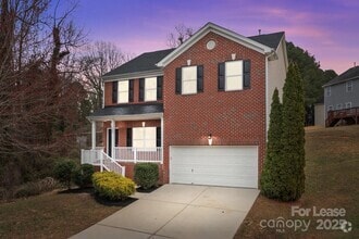 Building Photo - 302 Flanders Dr