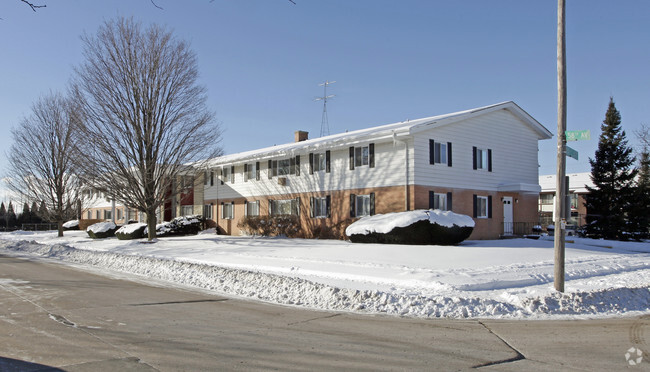 Primary Photo - Westmore Apartments