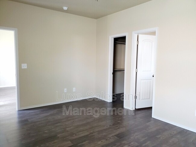 Building Photo - 11211 NW 114th St