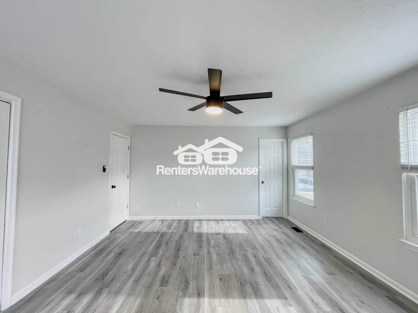 Building Photo - 835 Deer Path Trail