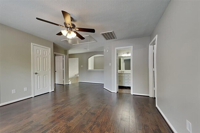 Building Photo - 20822 Heather Grove Ct