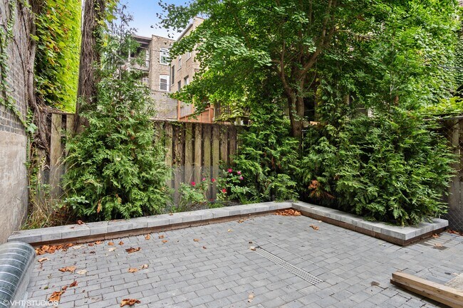 Building Photo - 608 W Arlington Pl