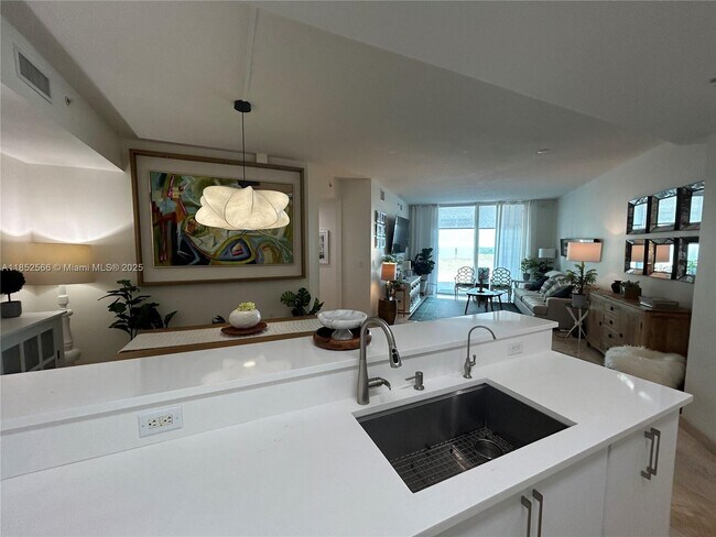 Building Photo - 9055 SW 73rd Ct