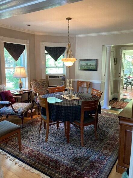 Building Photo - 55 Everett St