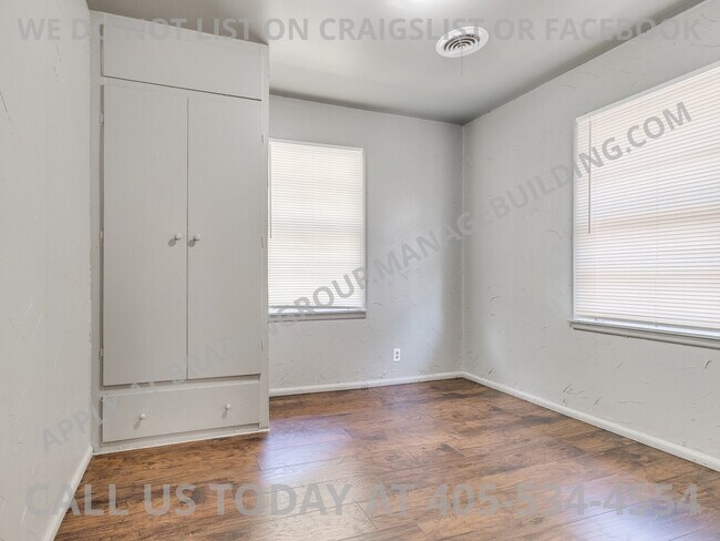 Building Photo - 1321 NW 82nd St