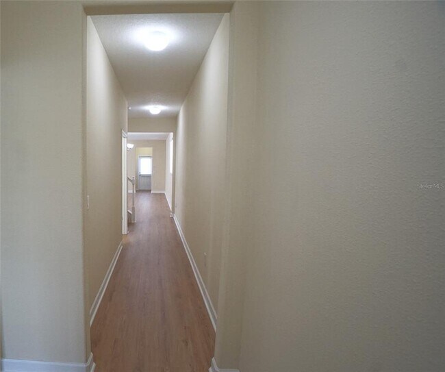 Building Photo - 2822 Lantern Hill Ave