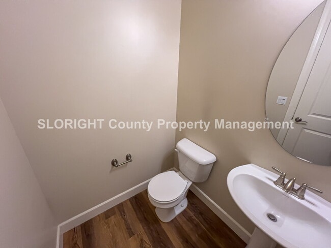 Building Photo - AVAILABLE NOW - Beautiful Home with Views in Toscano Neighborhood - 3 Bed / 2.5 Bath