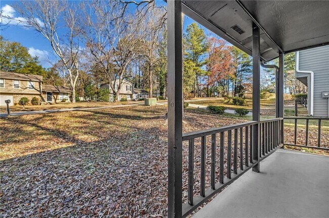 Building Photo - 3959 Wood Path Dr