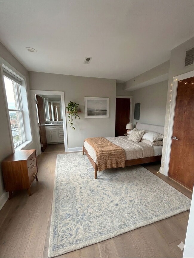 Building Photo - 21 Imlay St