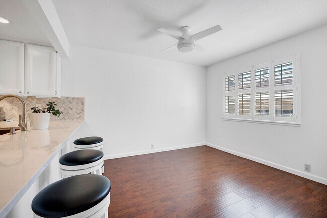 Building Photo - 2280 Hurley Way