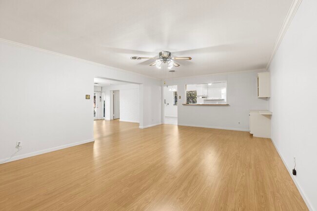 Building Photo - 10310 Willowgrove Dr