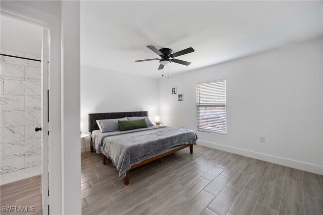 Building Photo - 3860 Outer Dr