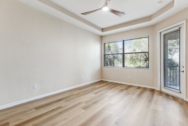 Building Photo - ** AVIANO AT NAPLES ** 3 BED 2 BATH ** ANN...