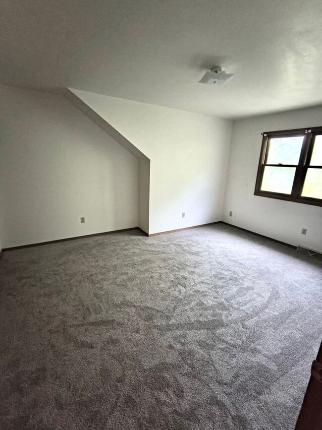 Building Photo - 4208 Foxfire Ct