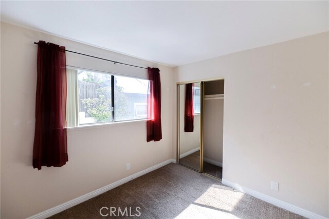 Building Photo - 505 Avenida Victoria