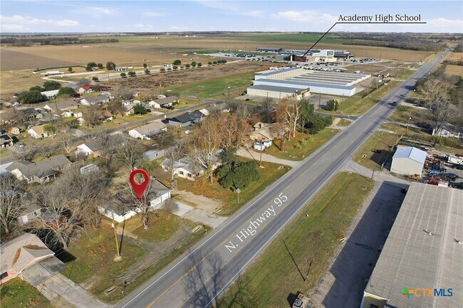 Building Photo - 410 State Hwy 95