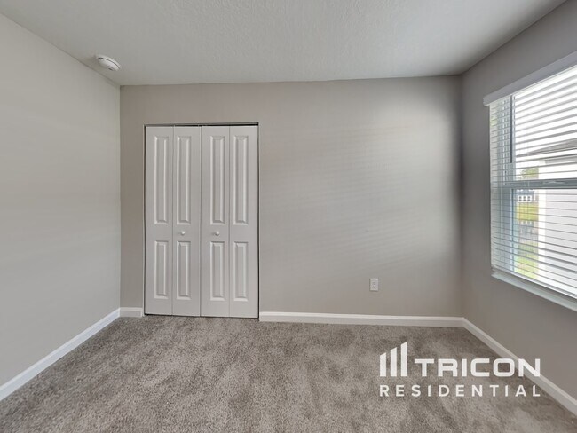 Building Photo - 10231 Old Dixie Hwy