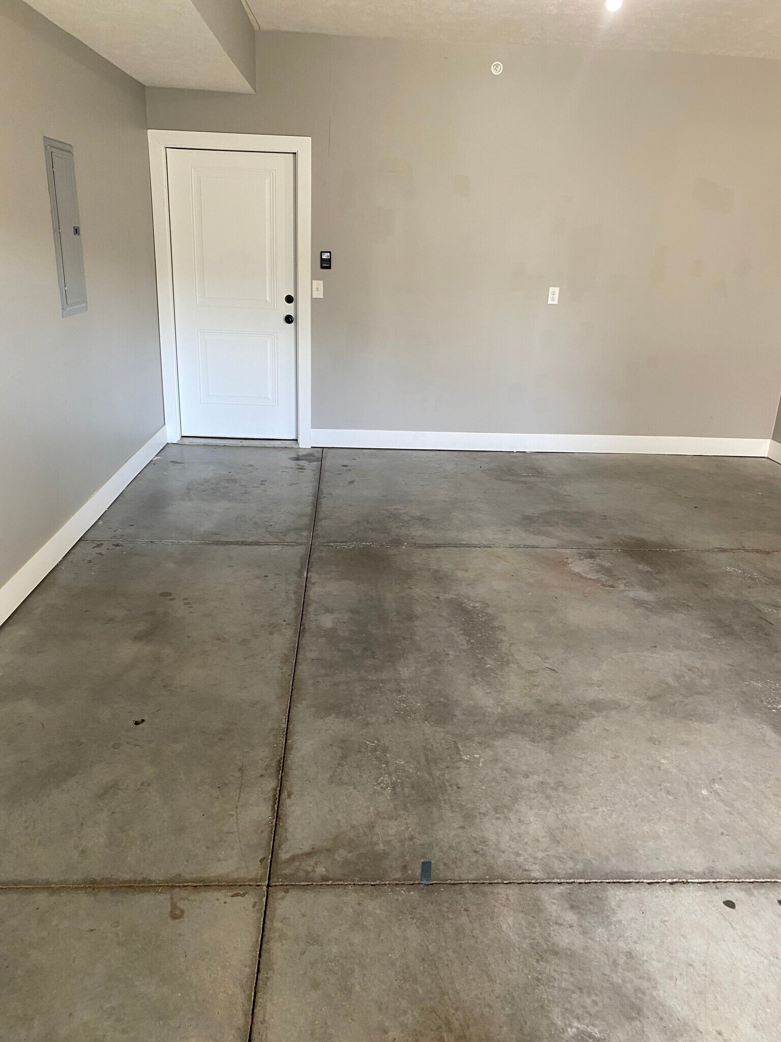 Building Photo - 2005 Franklin St