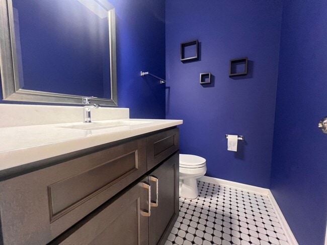 Building Photo - 1093 Wintergreen Ln