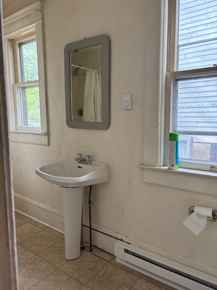 Bathroom sink - 27 Scammell Ave