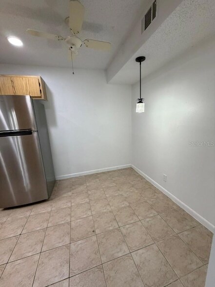 Building Photo - 1322 S Pine Ridge Cir