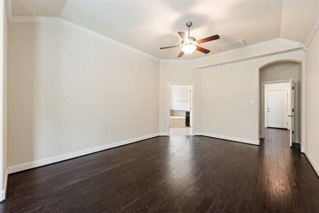 Building Photo - 8606 Evelina Trail