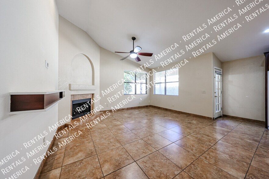 Building Photo - 16646 N 59th Pl