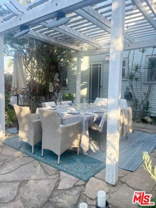 Building Photo - 2303 Dell Ave