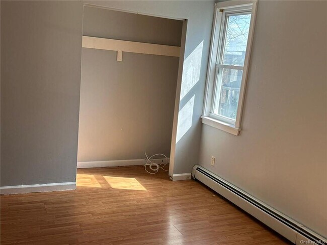 Building Photo - 47 John St