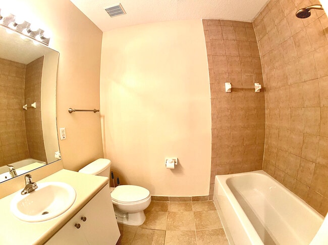 Building Photo - 8326 Bernwood Cove Loop