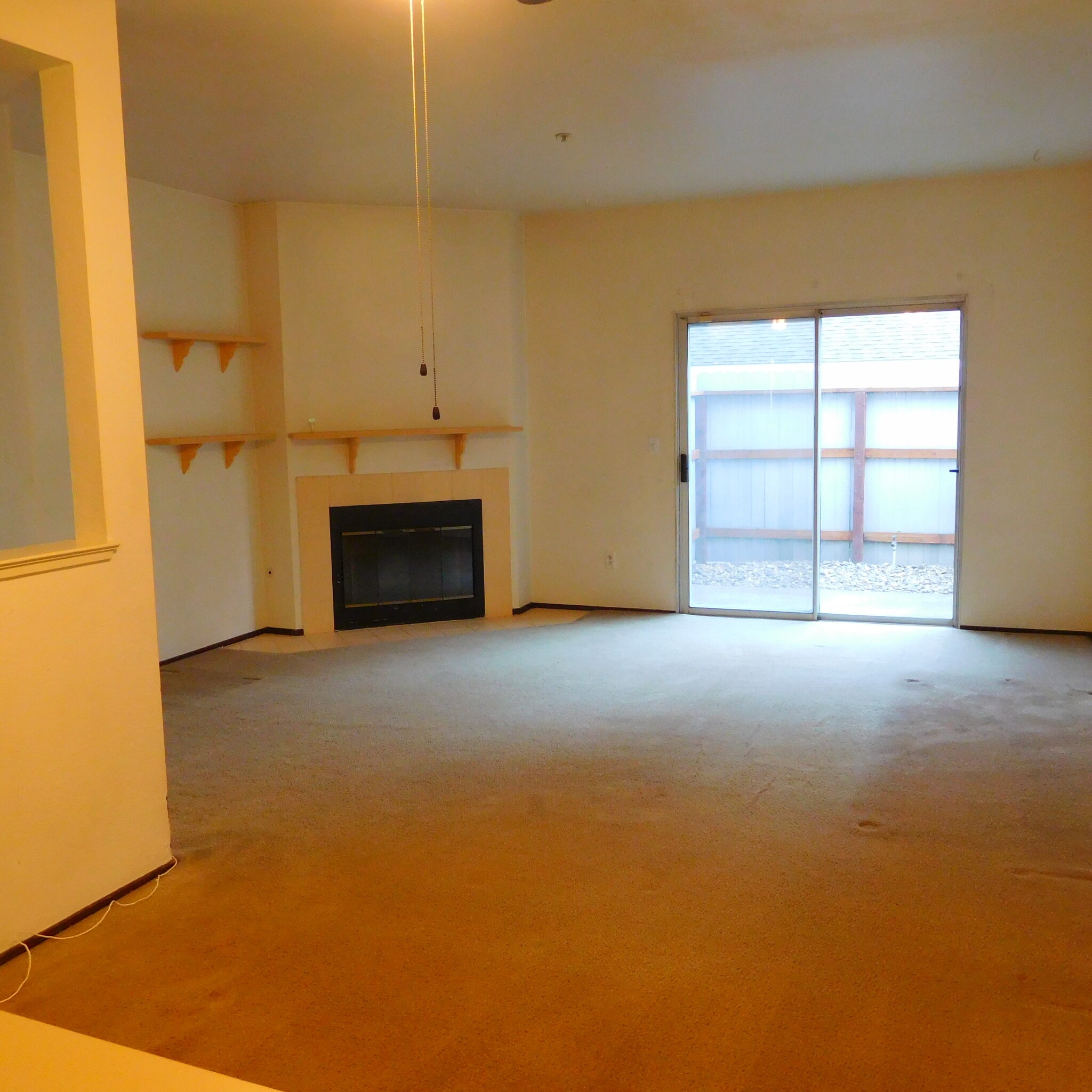 Building Photo - 1850 Blossom Ave