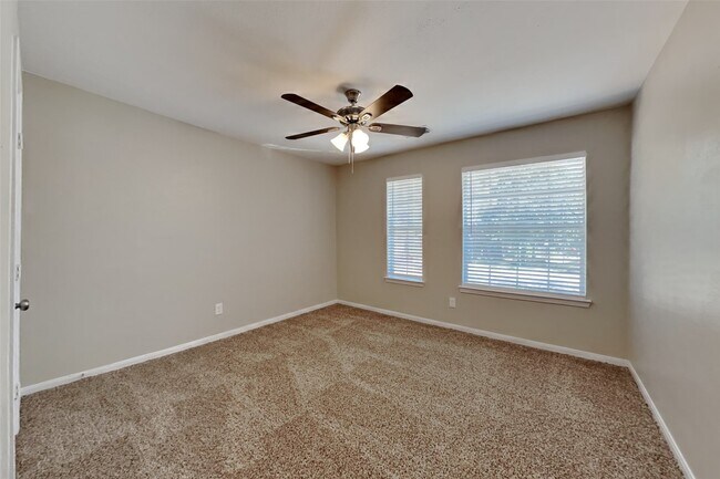 Building Photo - 14703 Huntmont Dr