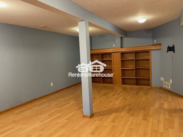 Building Photo - 2892 89th Ln NE