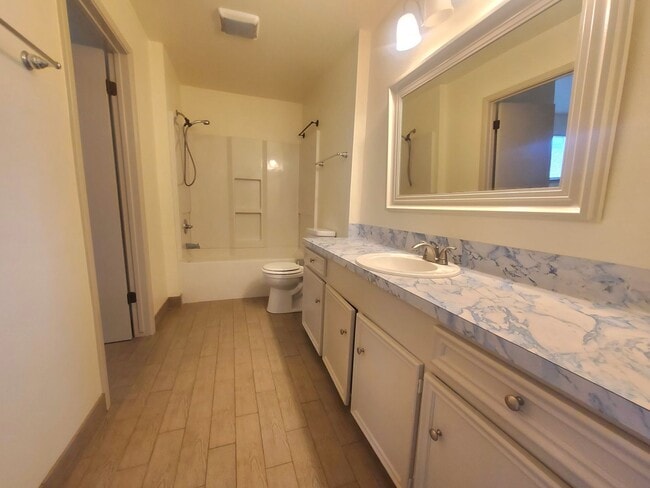 Building Photo - Jamaica Beach Two Bedroom